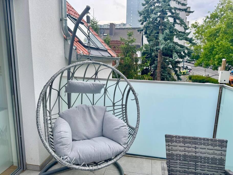 Rooftop Apartment With Balcony & Free Parking Wina Bagian luar foto